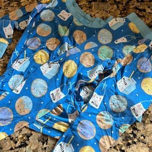 Little sleepies milk and cookies